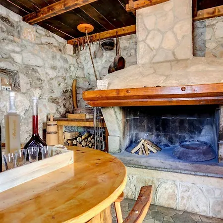 Rustic Stone House Bajeli With Jacuzzi 4*