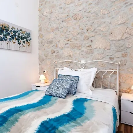 Rustic Stone House Bajeli With Jacuzzi Zagvozd