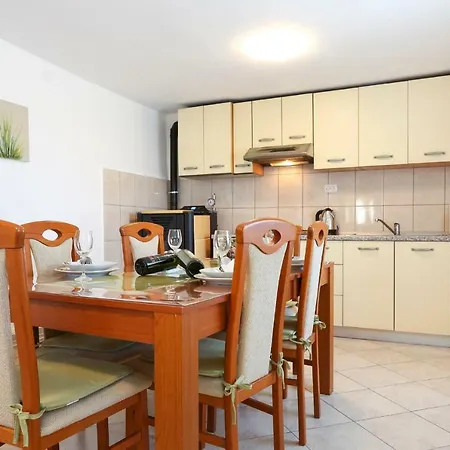 Rustic Stone House Bajeli With Jacuzzi